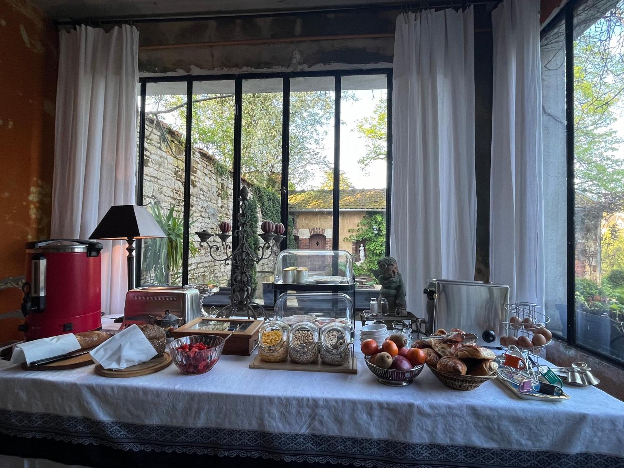 Manoir De La Croix Saint Louis "Luxury Guest House" Taingy 外观 照片