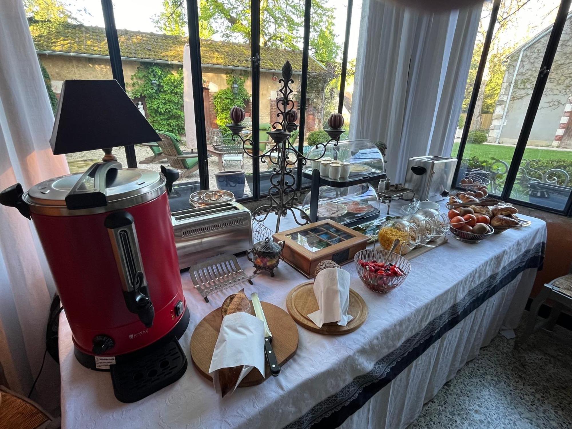 Manoir De La Croix Saint Louis "Luxury Guest House" Taingy 外观 照片